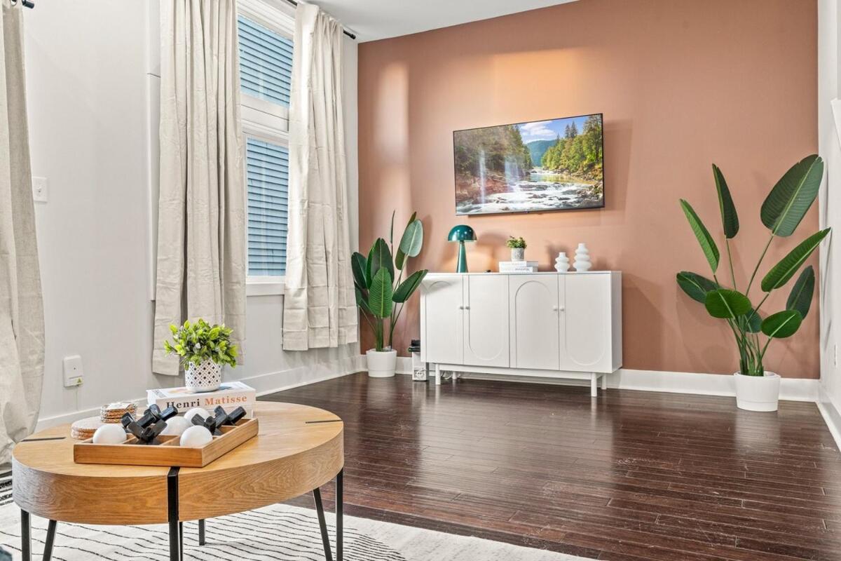 3Br Near Metro - Walk To Met - Free Parking - 8 Pp Lägenhet Philadelphia Exteriör bild